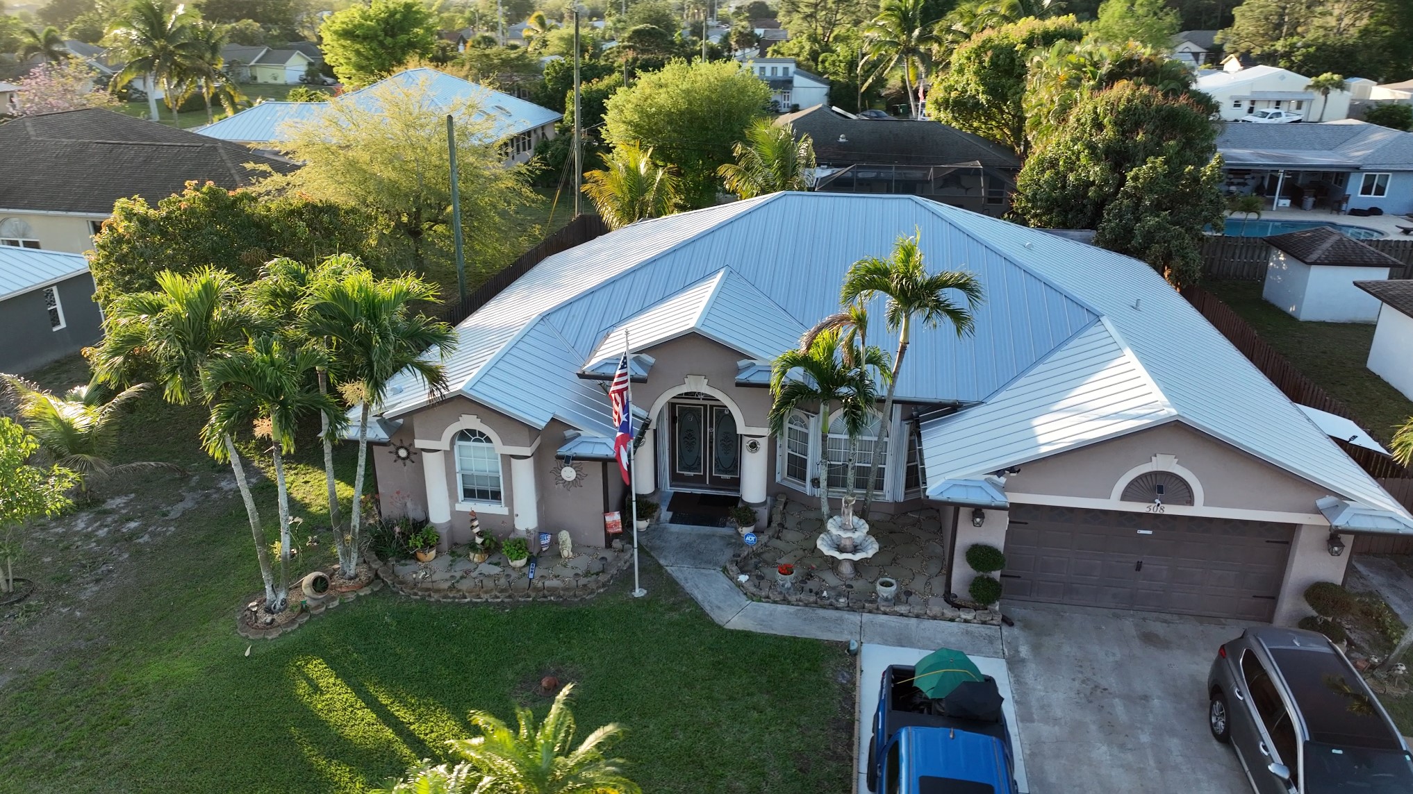 Metal Roofing & Seamless Gutters 1